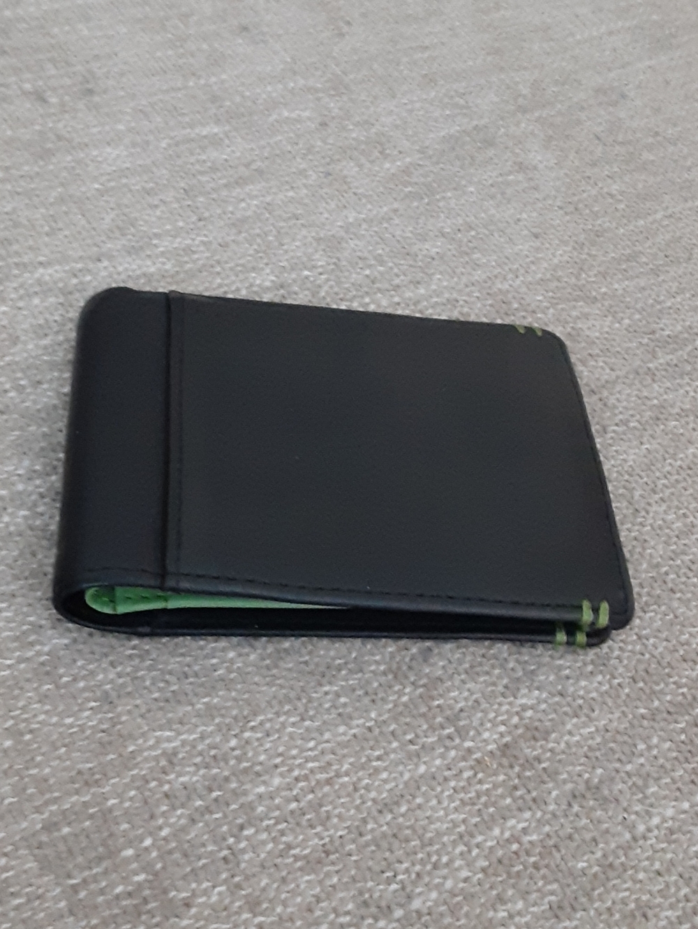 Lodis Men's Black Leather Bifold Wallet with Green Accent